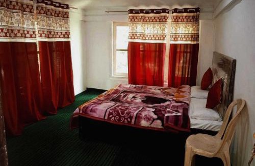 Pahalgam Apartment | Hotel O Home Homestay Manzoor Dedard