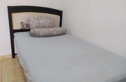 Makassar Hotel | Hotel O Homestay Amanda Syariah