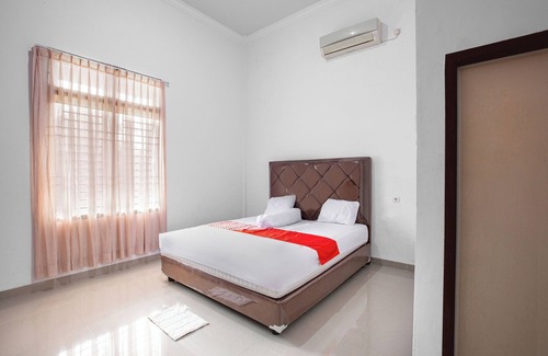 Jambi Hotel | Hotel O Homestay Romauli Kampung Radja