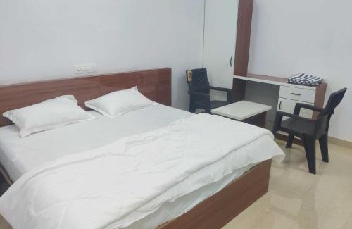 Hanmakonda Hotel | HOTEL O KARTHIKEYA GUEST Inn