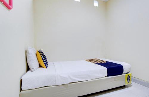Klaten Selatan Hotel | Hotel O Kenzie Bunkbed Syariah