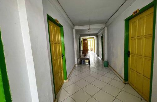 Tetebatu Hotel | Hotel O Kost Gowa Near Gowa