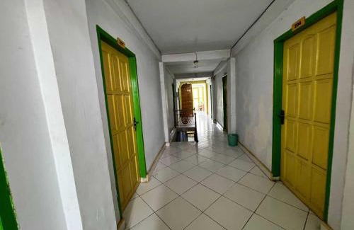 Tetebatu Hotel | Hotel O Kost Gowa Near Gowa