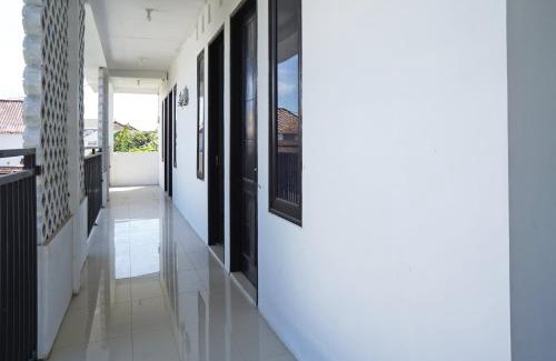 Blitar Hotel | Hotel O Kost Putih Syariah