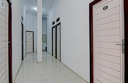 Kampar Hotel | Hotel O Lestari Baru Syariah Near SMA Negeri 1 Salo