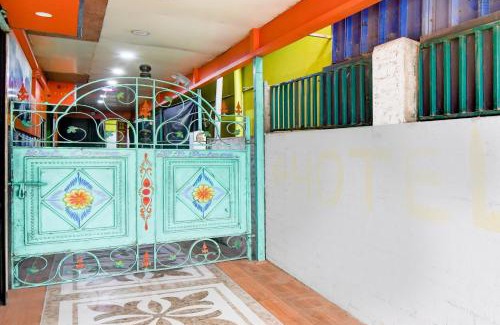 Kolkata Hotel | Hotel O Madhyamgram Railway Station Formerly Dolphin