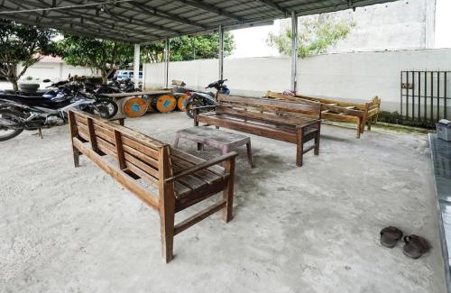 East Ogan Komering Ulu Hotel | Hotel O Penginapan Indah Permai Syariah