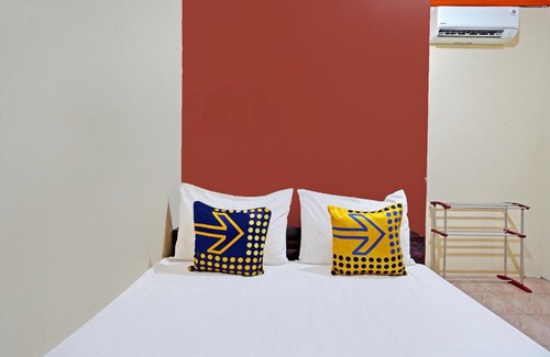 Sumenep Hotel | Hotel O Penginapan Kangean SyariahNearTaman Merdeka Kalianget