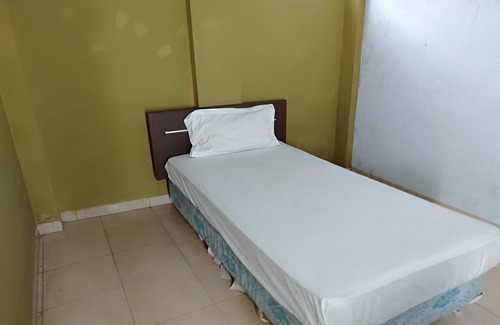 Jambi Hotel | Hotel O Penginapan Tulimario Syariah