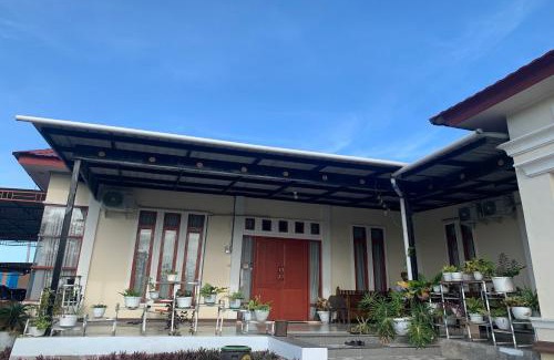 Tetebatu Hotel | Hotel O Pondok Hitung Near GOR Kalegowa