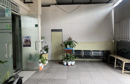 Pallangga Hotel | Hotel O Pondok Sahabat Vianty Near SDN Kampung Parang