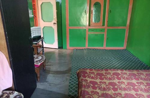 Jammu Apartment | Hotel O POP Owais Homestay