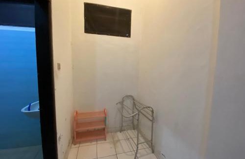 Teuku Umar Hotel | Hotel O Puri Queen Dua