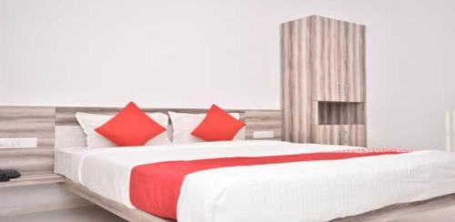 Alandi Hotel | Hotel O Ramesh Inn