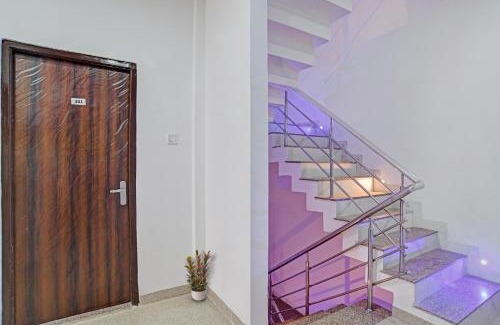 Sanwer Hotel | Hotel O Shivaay