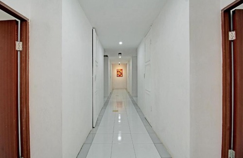 Tulungagung Hotel | Hotel O Sirih Gading Family Guest House