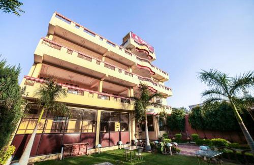 Jaipur Hotel | Hotel O The Park City Hotel