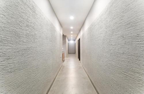 Sanwer Hotel | Hotel O The Rudransh Inn