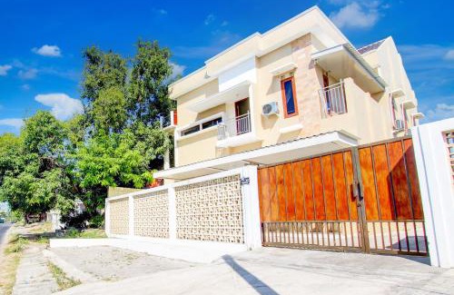 Cepu Hotel | Hotel O Tinampi House Syariah