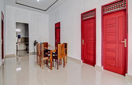 Kampar Hotel | Hotel O Wisma Cendana Syariah Near PASAR FLAMBOYAN