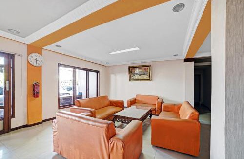 Lhokseumawe Hotel | Hotel O Wisma Kuta Karang Baru