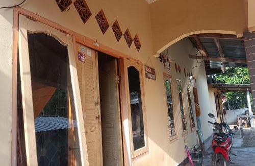 Kecamatan Pringgarata Hotel | Hotel O Yuda Family Homestay Near Desa Wisata Hijau Bilebante