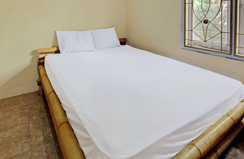 Muncan Hotel | Hotel O Zahira Homestay Near Ekas Surf School and Service