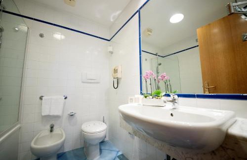 Sabaudia Hotel | Hotel Oasi Di Kufra
