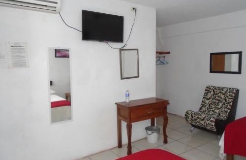 Cuyutlan Hotel | Hotel Oasis Cuyutlan