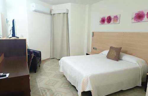 Jerez de los Caballeros Hotel | Hotel Oasis Familiar
