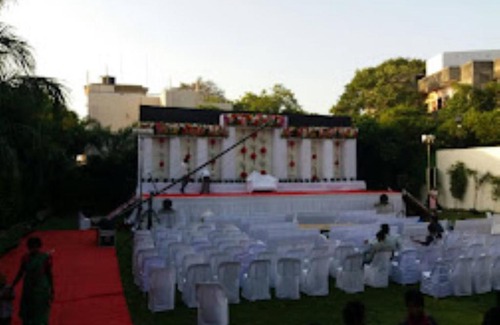 Satara Hotel | Hotel Om Executive, Satara