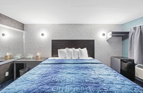 Baychester Hotel | Hotel Opus Bronx