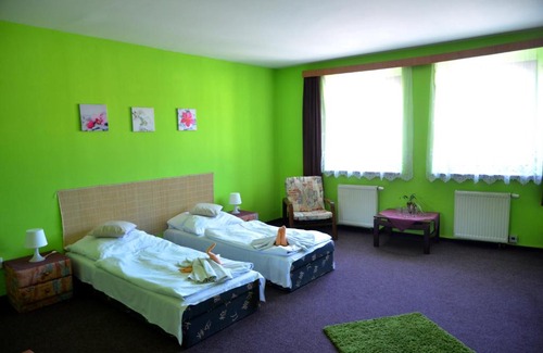Police nad Metuji Hotel | Hotel Ostaš Police nad Metují