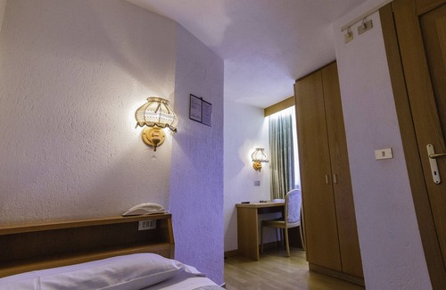 Dolonne Hotel | Hotel Ottoz Meublè