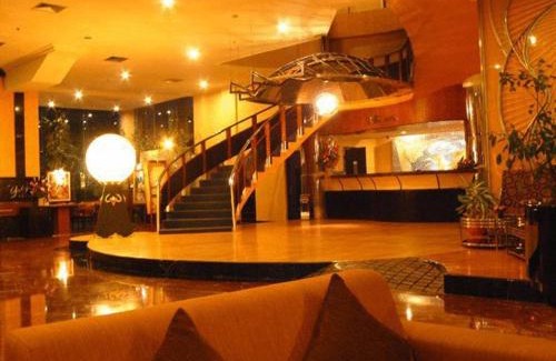Darmo Hotel | Hotel Oval