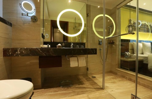 Mahipalpur Extension Hotel | Hotel Oxmo Delhi Airport