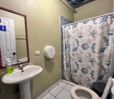 El Tunco Hotel | Hotel Pacific Surf Best Room In Tunco Beach Surf City