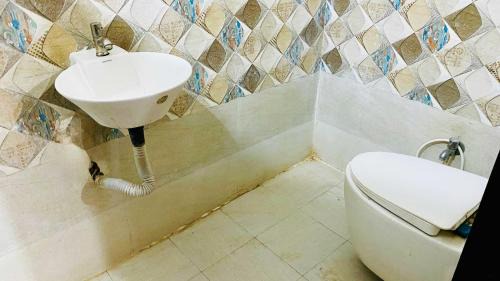 Omkareshwar Hotel | Hotel Palash
