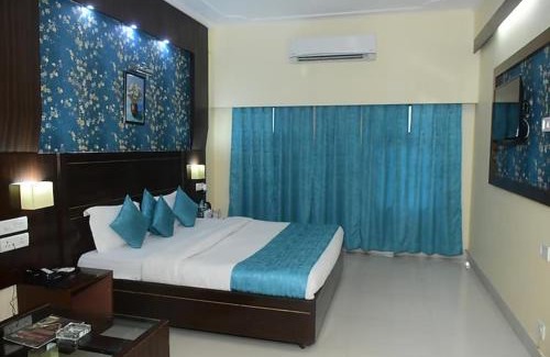 Bareilly Hotel | Hotel Pancham Continental Bareilly Near Bareilly Junction Railway Station 870m