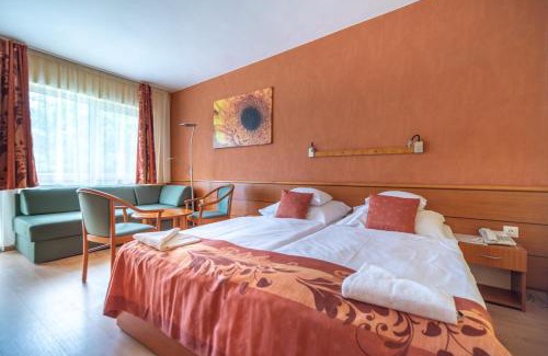 Balatongyorok Hotel | Hotel Panoráma