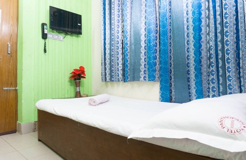 Dhaka House | Hotel Panthapath Residential - Twin Room - AC