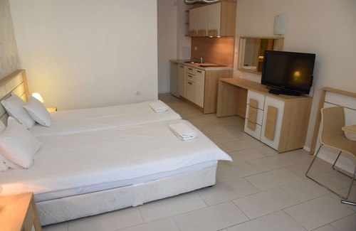 Chernomorets Hotel | Hotel Paradise Garden
