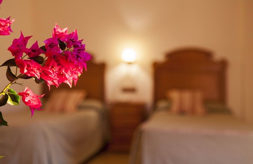 Rus Hotel | Hotel Paraje La Lambra