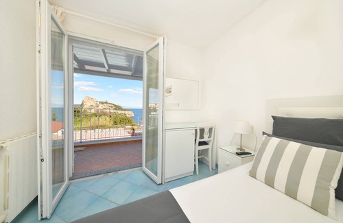 Ischia Porto Hotel | Hotel Parco Cartaromana