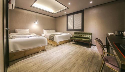 Cheonan Hotel | Hotel Parfe