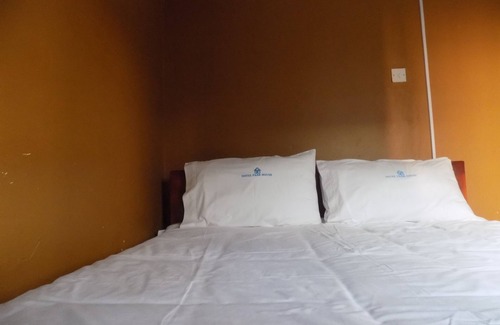 Ishaka Hotel | Hotel Park House