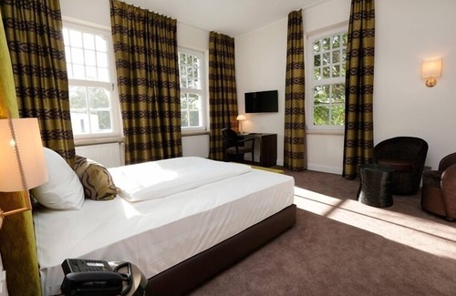 Ronsdorf Hotel | Hotel Park Villa