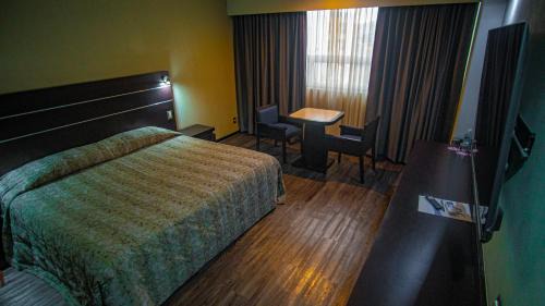 Tlalnepantla de Baz Hotel | Hotel Parque Satelite