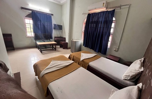 Koppal Hotel | Hotel Partha International