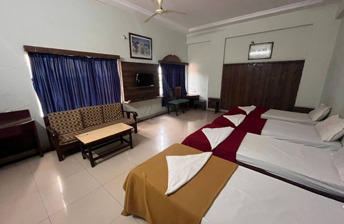 Koppal Hotel | Hotel Partha International